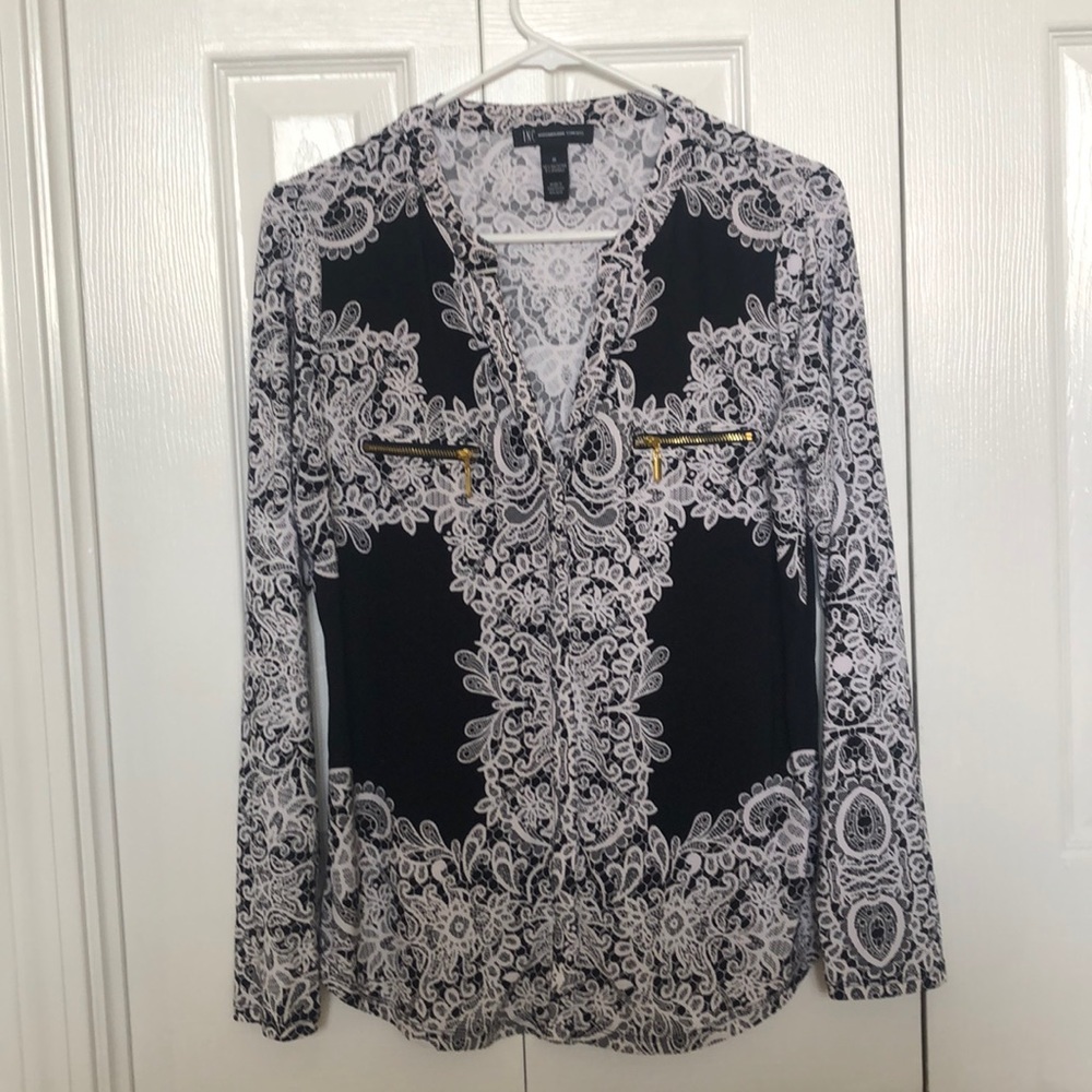 Black and white tunic